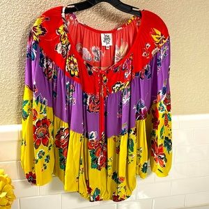 Ivy Jane New w/o tags . Oversized bohemian blouse .